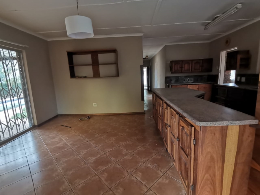 4 Bedroom Property for Sale in Miederpark North West